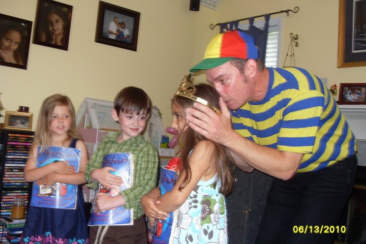 Balloon making at party